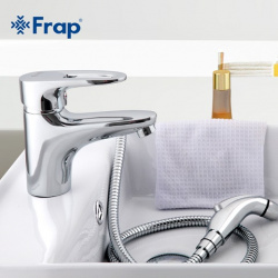 Смеситель для раковины Frap c гигиенической лейкой F1268 